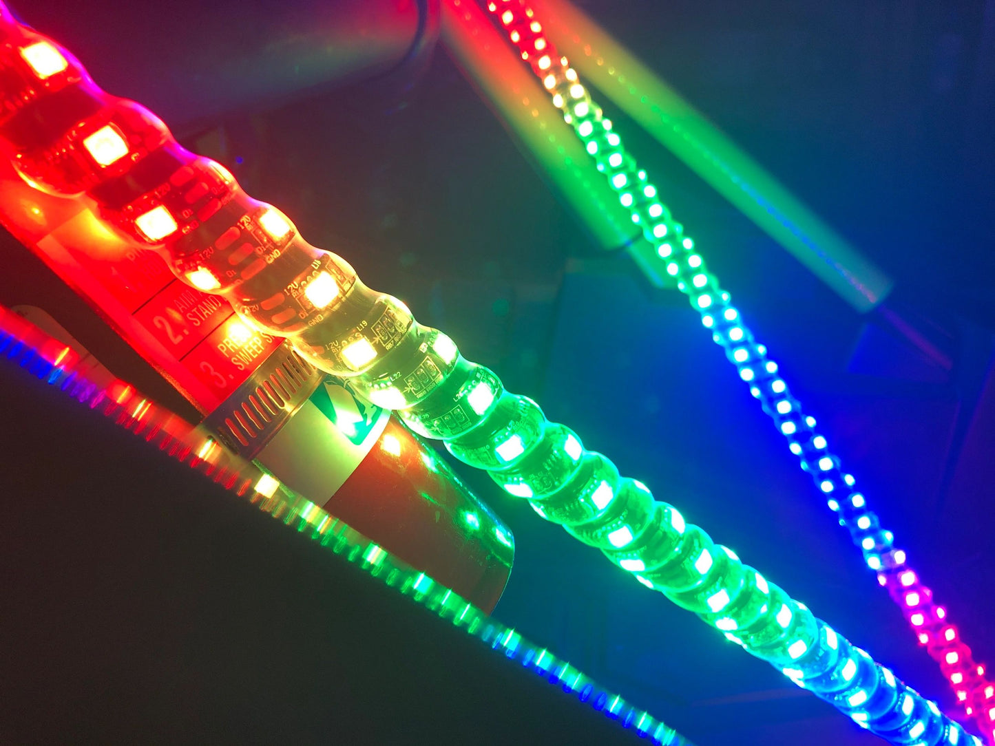 COLOR CHANGING WHIPS - Single - Mwhips