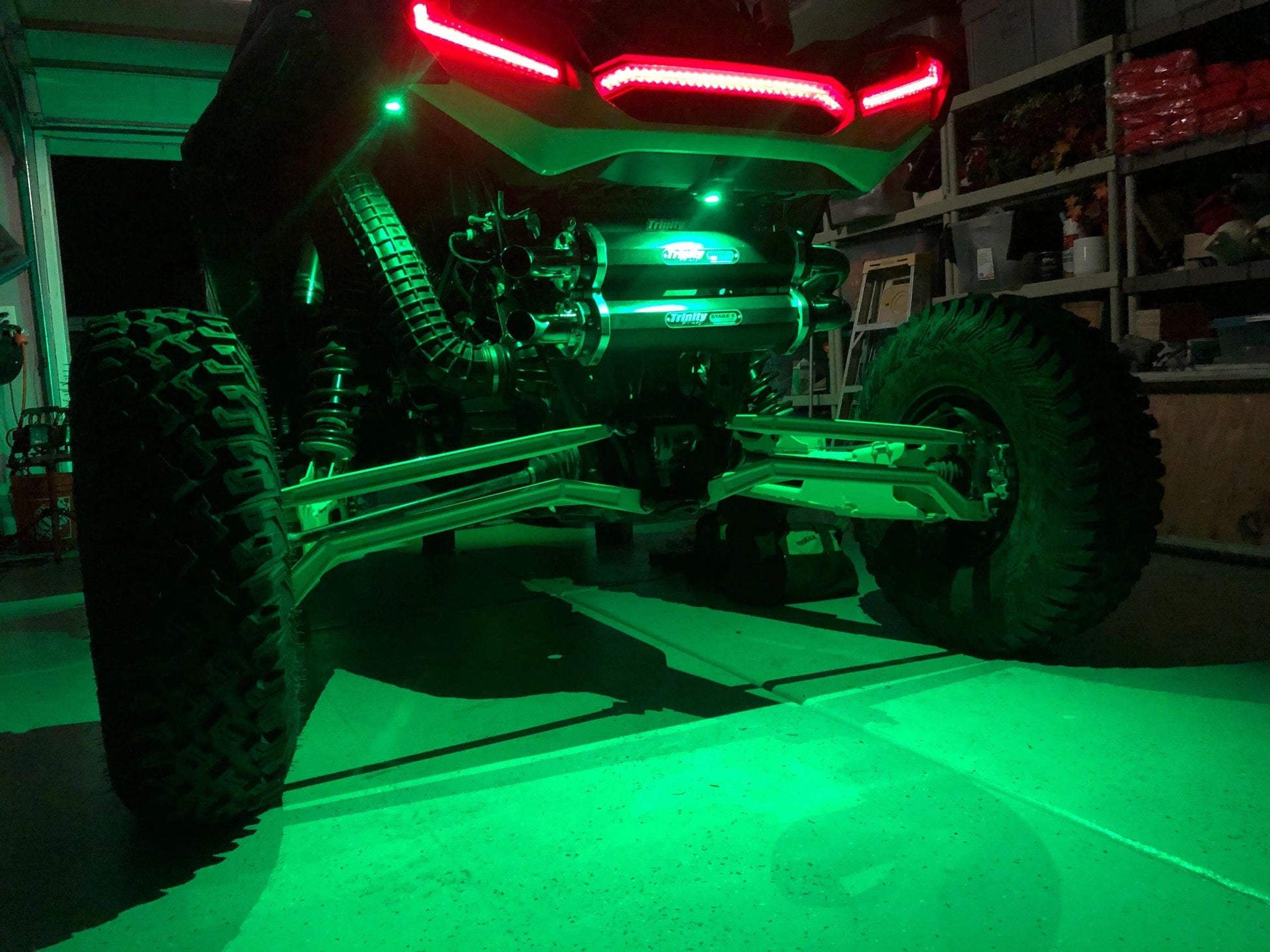 8PC T2 BLUETOOTH CHASING ROCK KIT - Mwhips