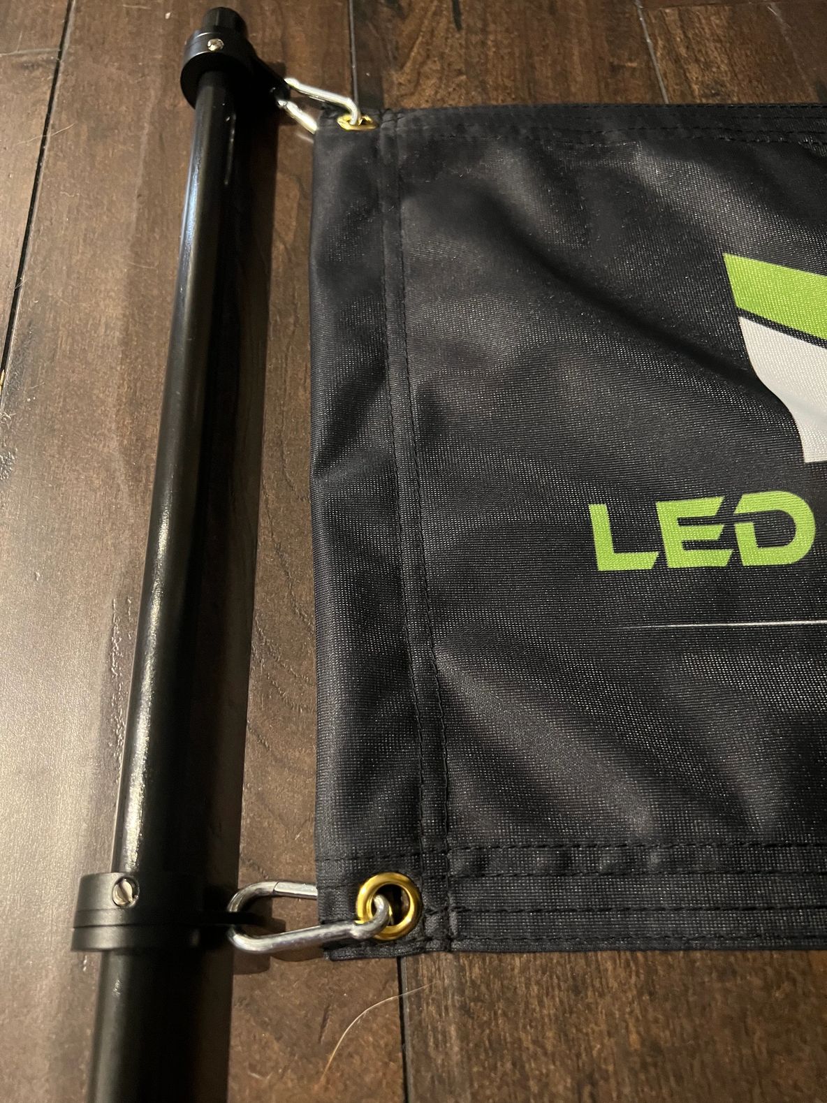 SWIVEL DAY WHIP FLAG CLIPS - SINGLE WHIP - Mwhips